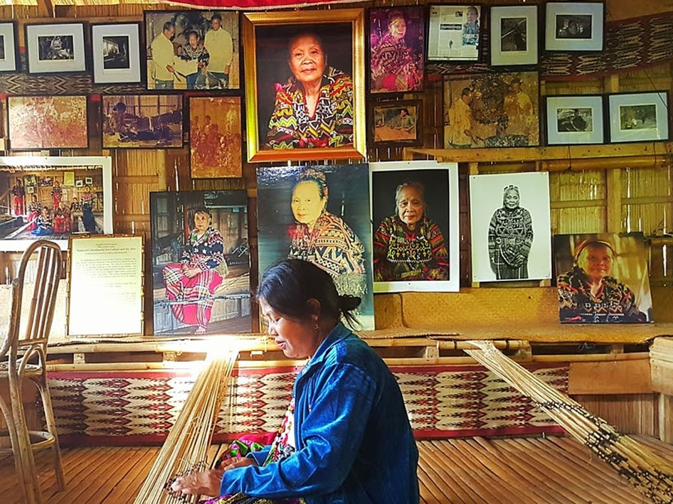 weaving-img weaving-img